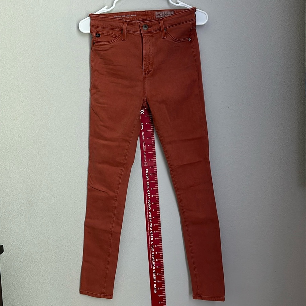Anthropologie. High Rise Abbey ankle. Skinny. Size 25